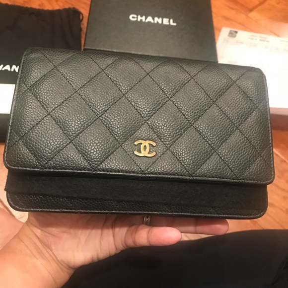 SOLD!!! Chanel WOC - Picture 2 of 8